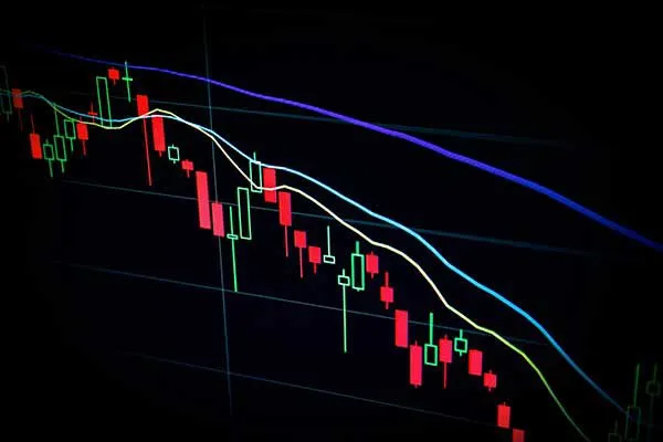Stock-and-Crypto-Market-Values_90622baefe8a663e2e86d9214118b585_800